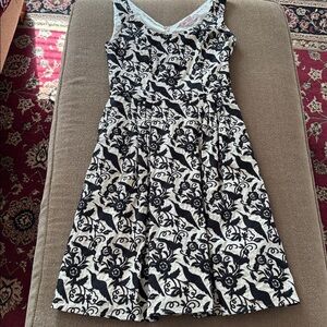 Betsey Johnson Lined Sleeveless Dress Size 2  Embroidered Birds (TD)